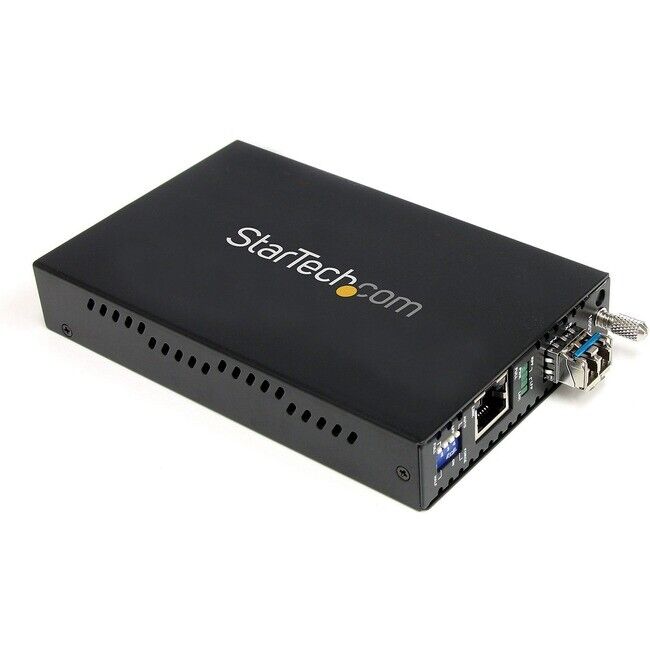 StarTech 1000 Mbps Gigabit Single Mode Fiber Media Converter LC 40 km