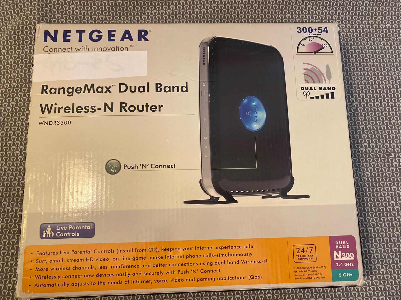 Netgear WNDR3300 300 Mbps 4-Port 10/100 Wireless N Router (WNDR3300-100NAS)