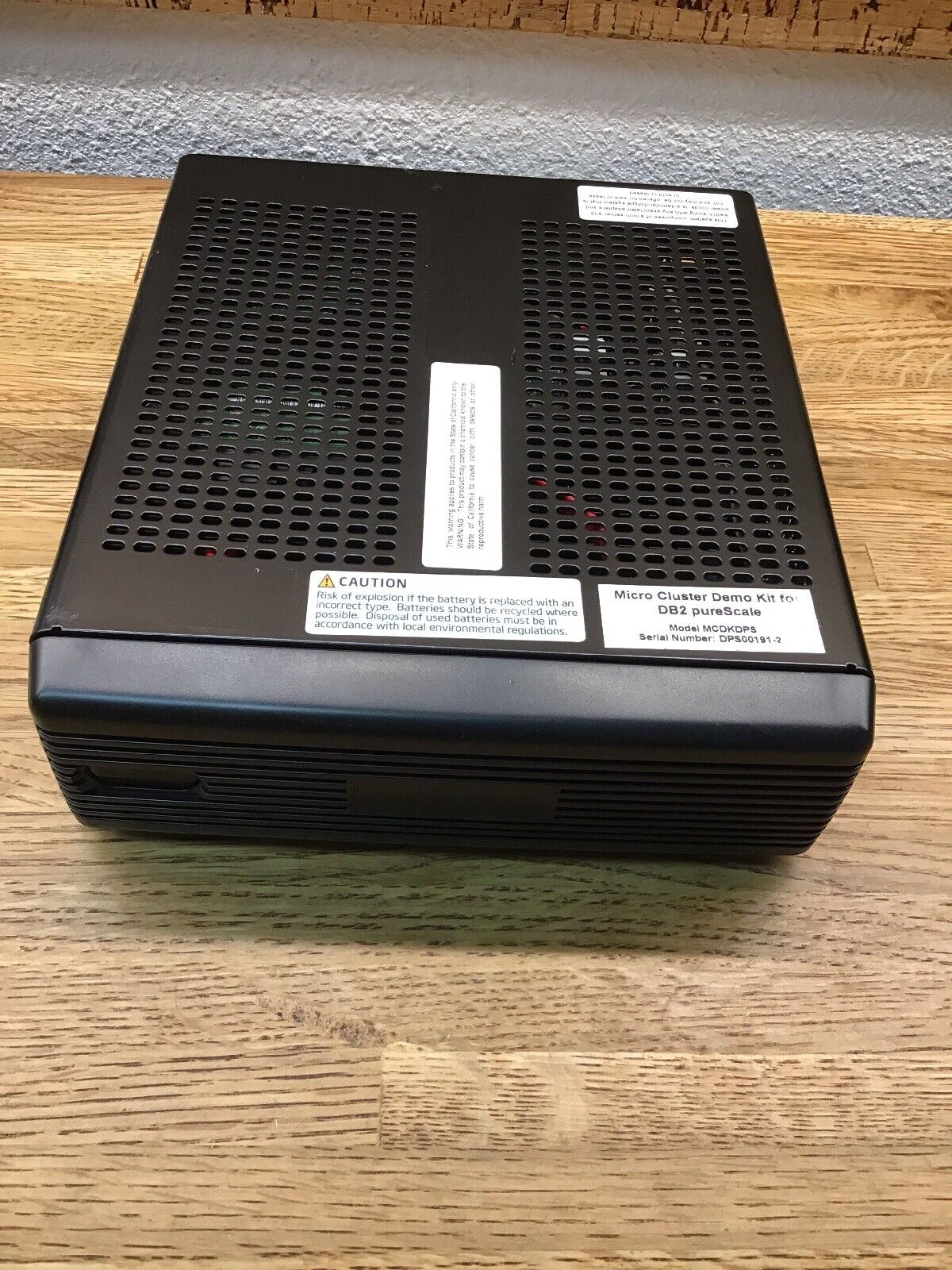 IBM Micro Cluster Demo Kit For DB2 Purescale - PROTOTYPE DD2