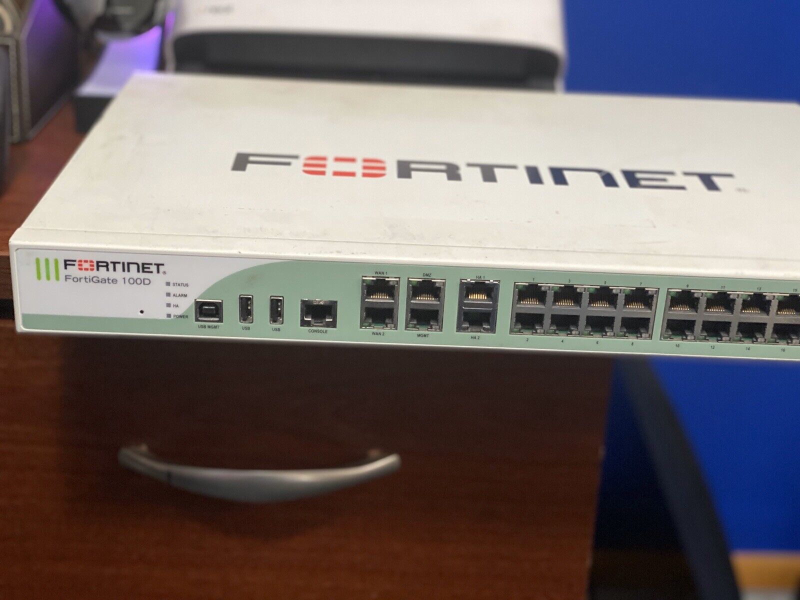 Fortinet Fortigate-100D FG-100D Firewall Appliance 