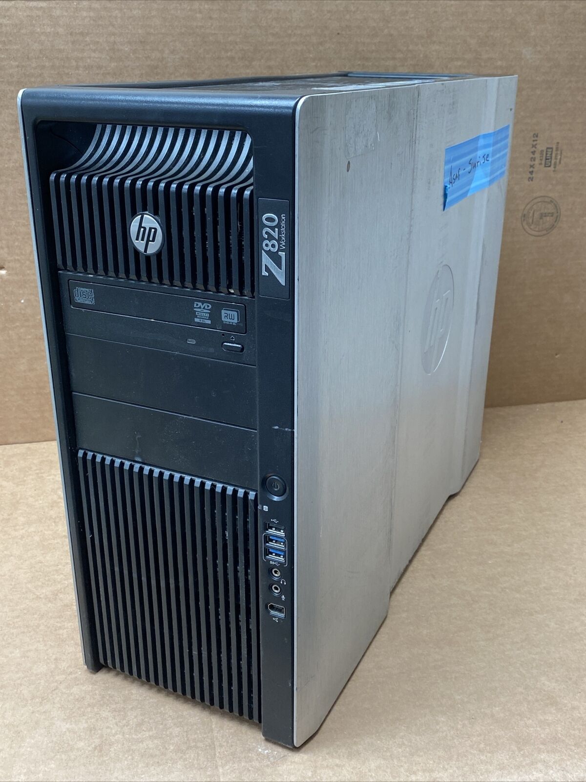 HP Workstation Z820 - 2x Xeon E5-2640 2.50GHz 32GB RAM - NO HDD