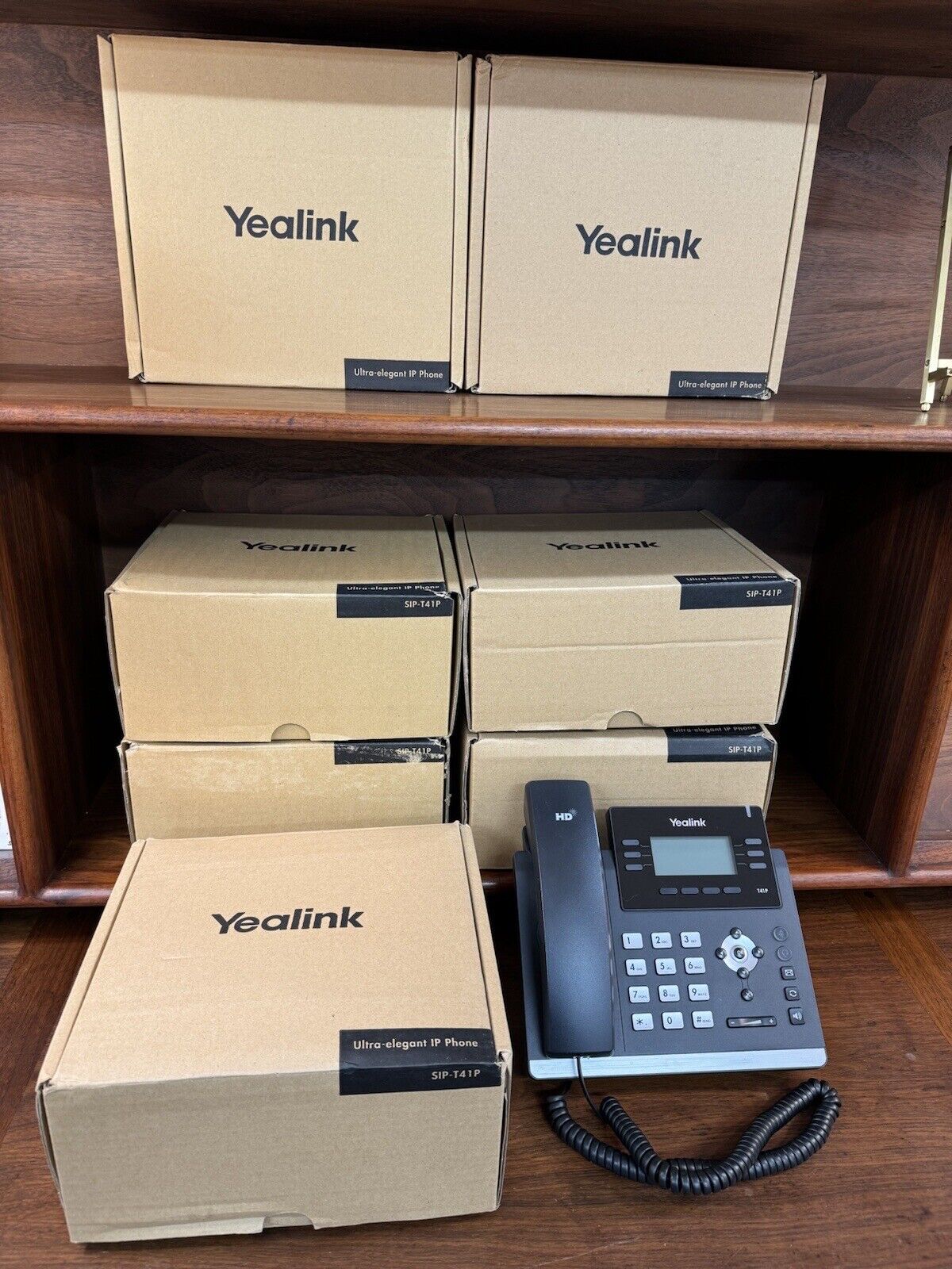 Lot of (7) Yealink Ultra Elegant IP Phones SIP-T41P + Boxes
