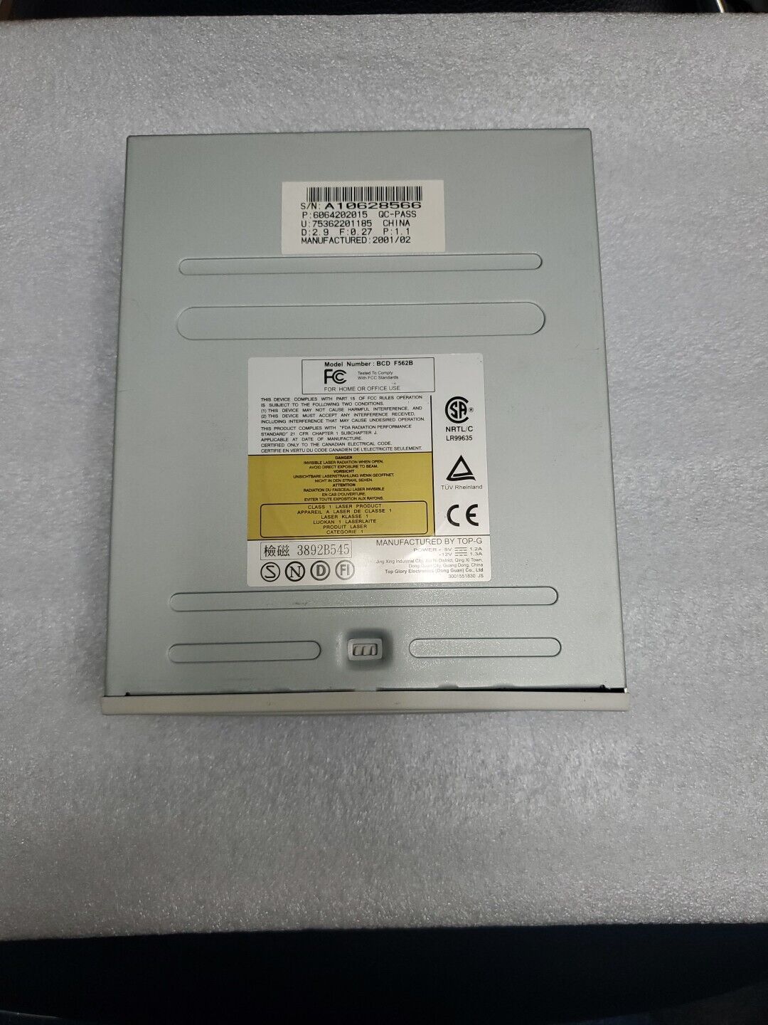 CD-ROM 52X BCD F562B QC-PASS P: 6064202015 D: 2.9 F: 0.27 P: 1.1 A10628566