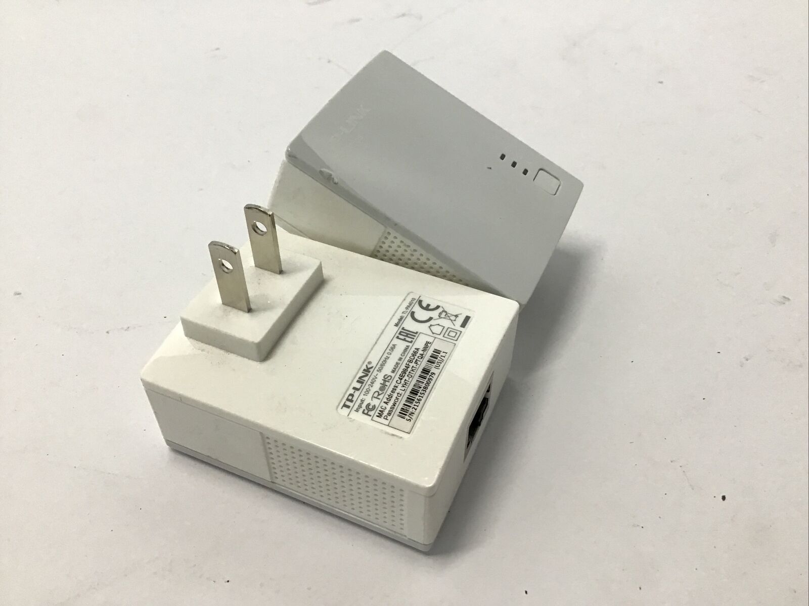 TP-Link TL-PA4010 AV500 Nano Powerline Ethernet Adapter Starter Pair