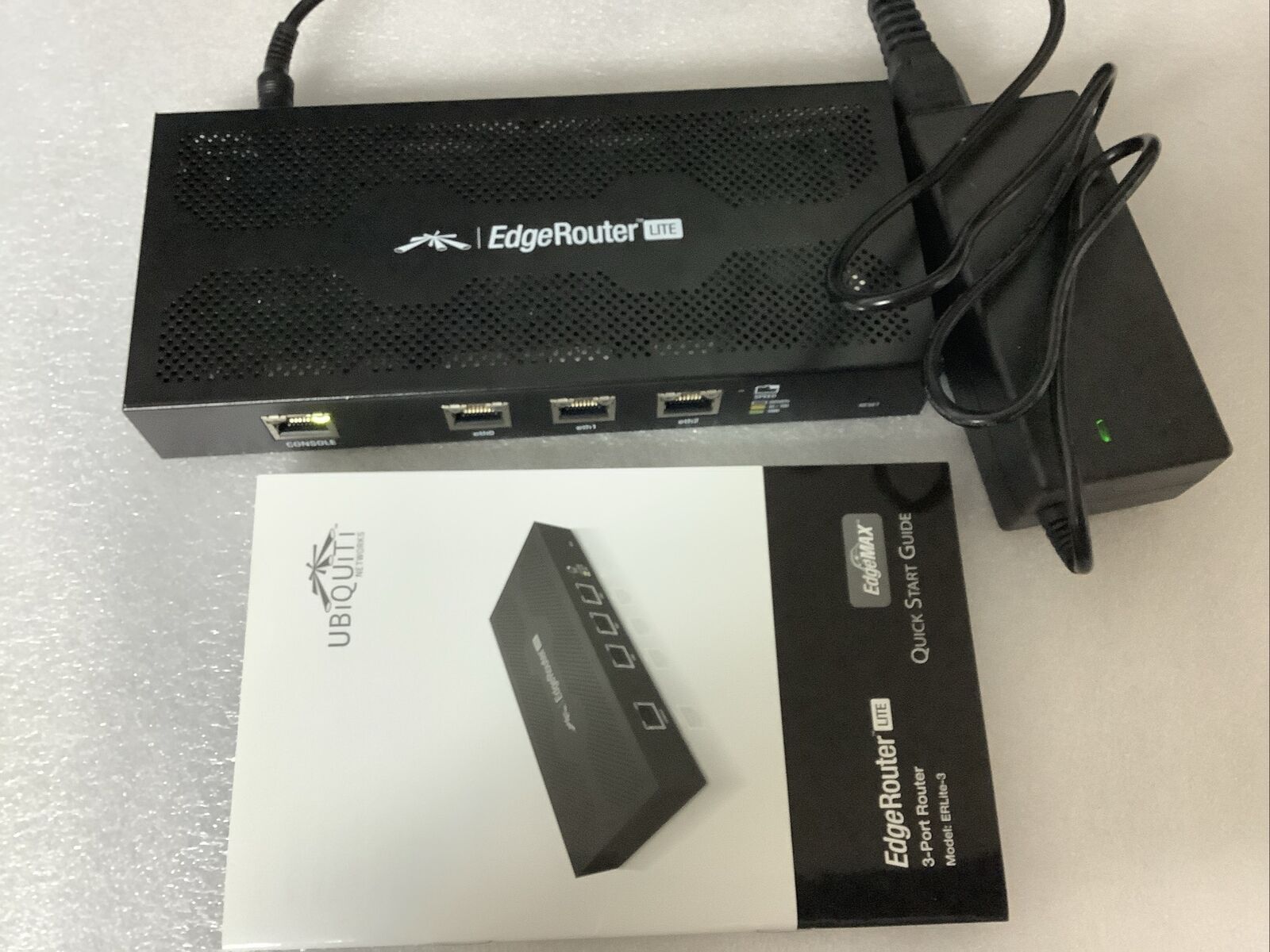 USED Ubiquiti Networks EdgeRouter Lite ERLite-3 Gigabit Wired Router
