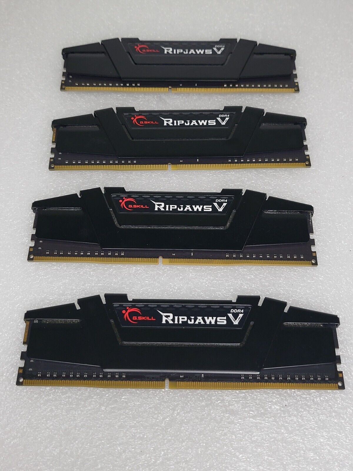 Ripjaws DDR4 32GB (4x8GB) 3200mhz CL16 RAM