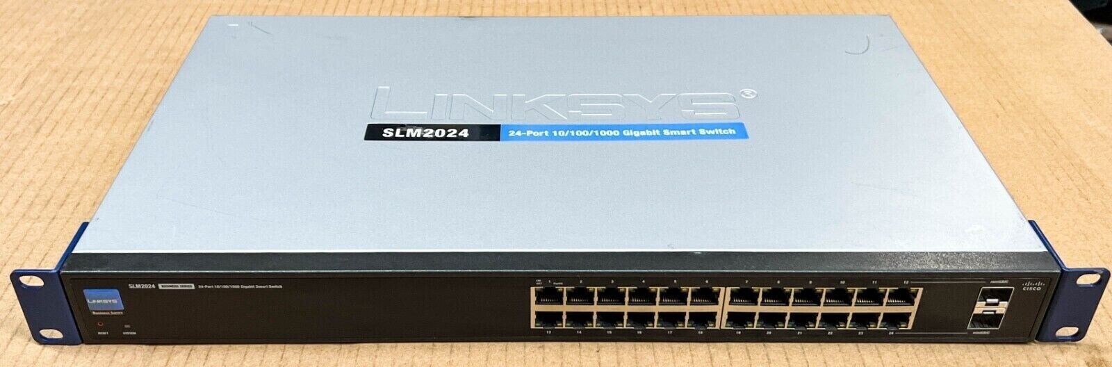 Cisco Linksys SLM2024 Gigabit Smart Switch 24-Port