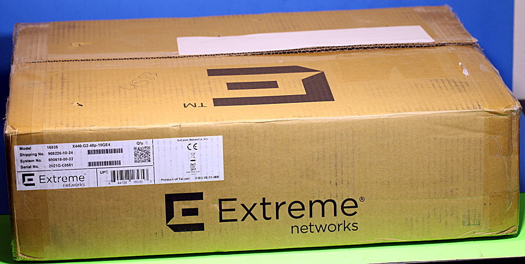 X440-G2-48P-10GE4 EXTREME NETWORKS SUMMIT 16535 Switch w/ DirectAttach Edge Lic