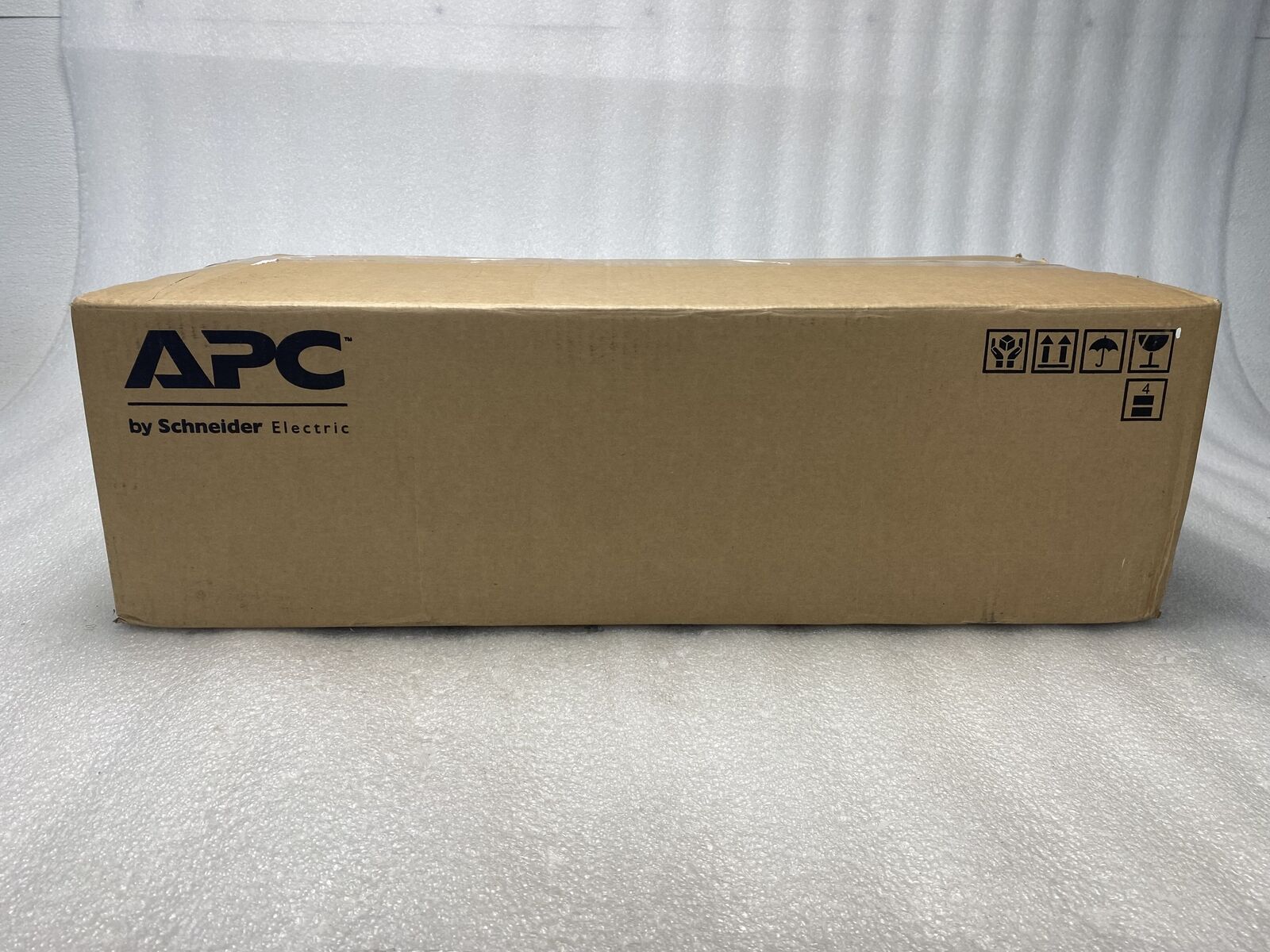 APC by Schneider Electric Replacement Battery Cartridge #152 P/N: APCRBC152