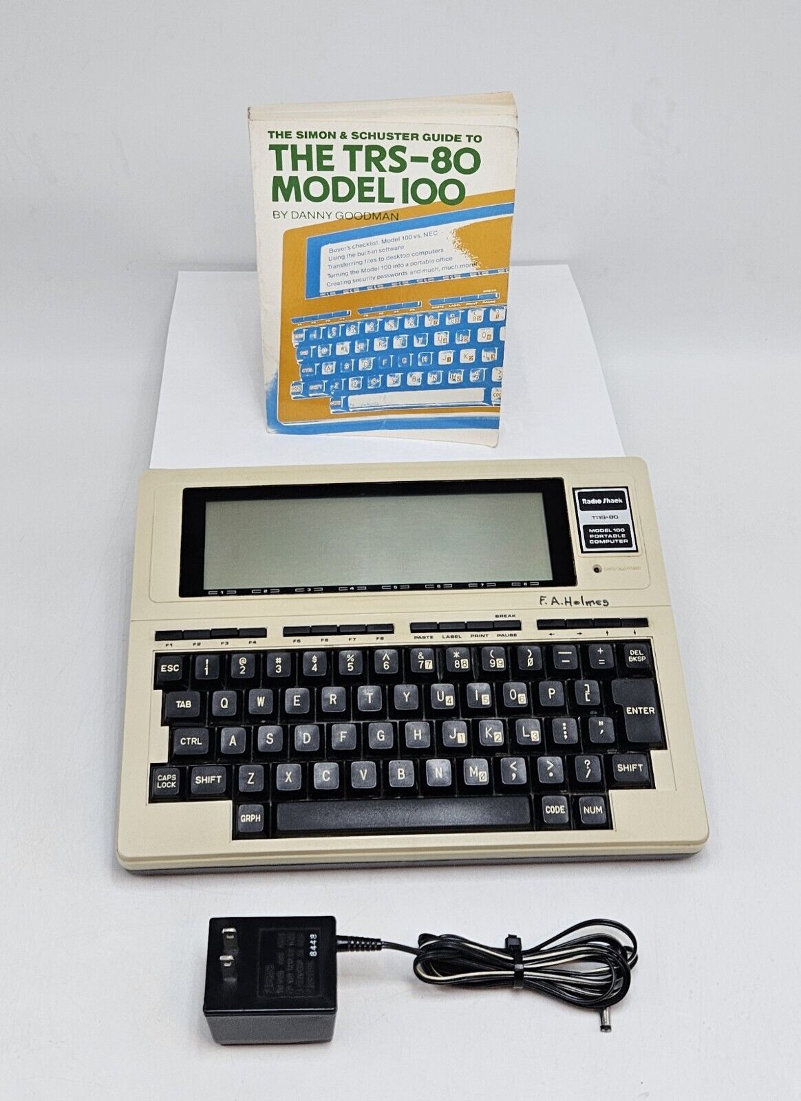 Radio Shack TRS-80 Model 100 Portable Computer Tested 