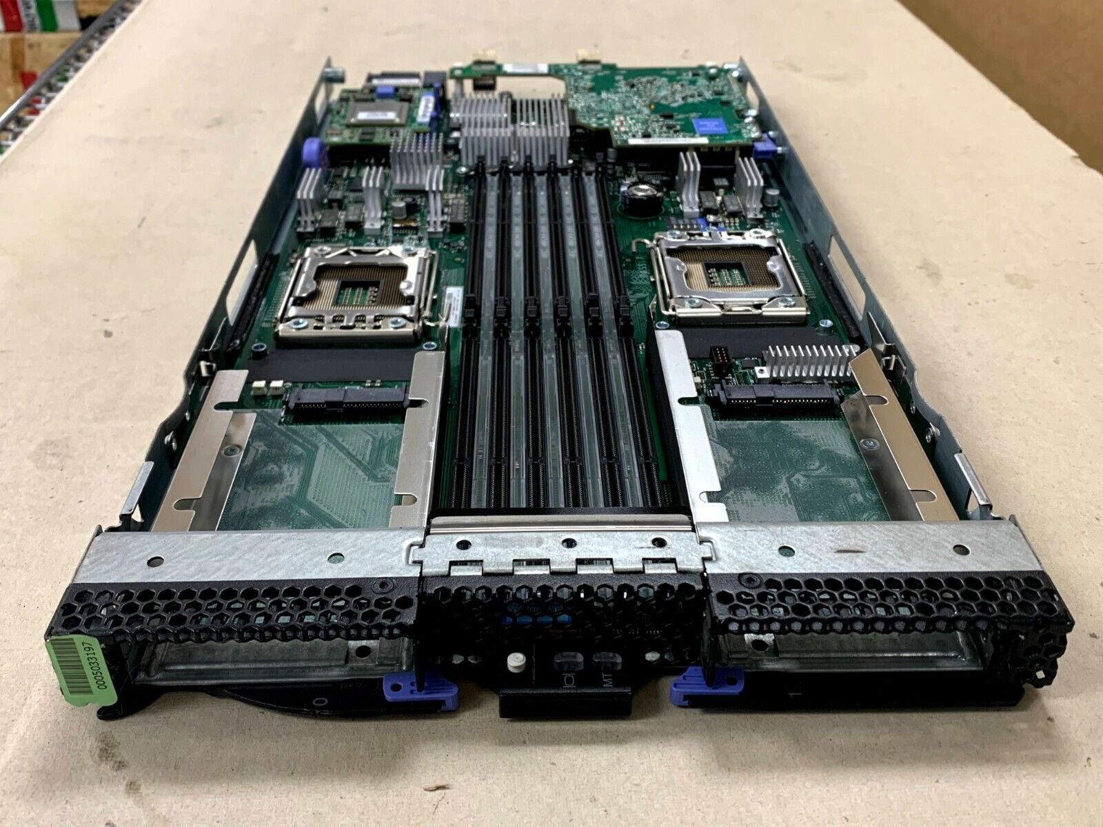7870AC1  7873D1U IBM HS22 BLADE SYS BD Chassis+Motherboard only