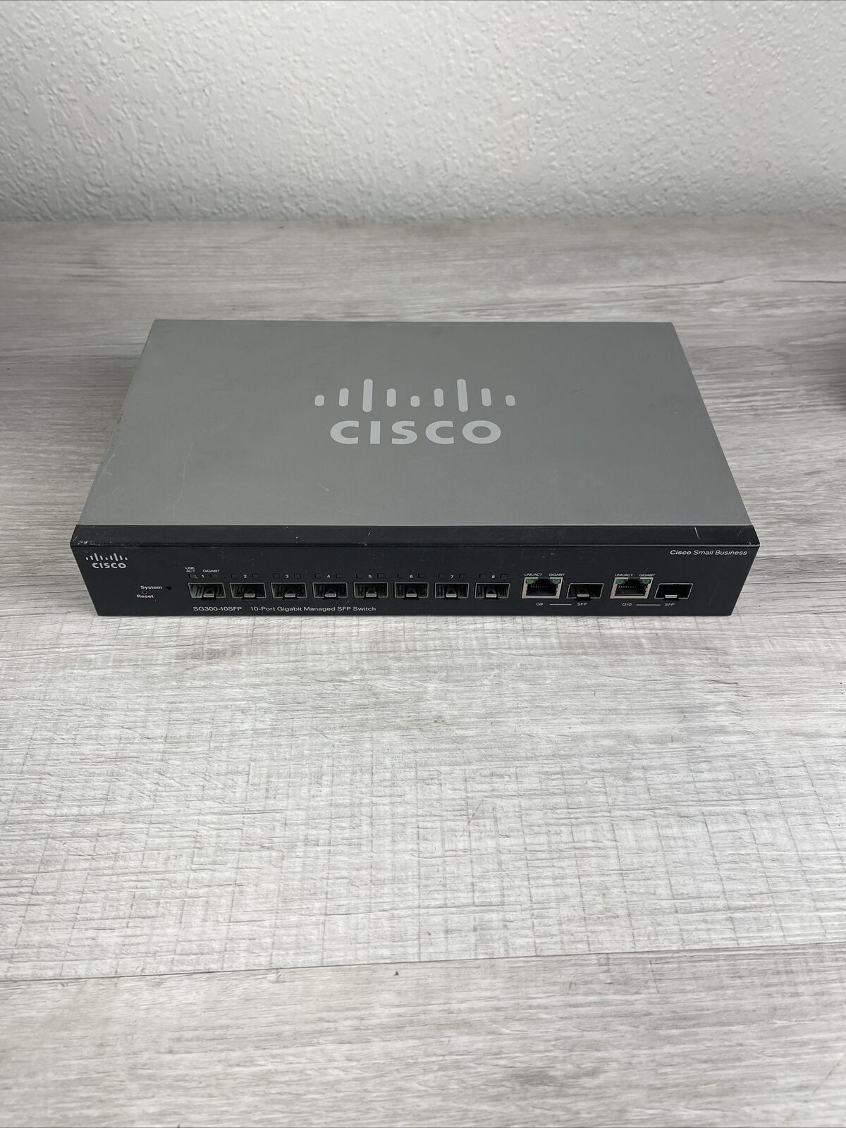 Cisco SG300-10SFP 10 Port Gigabit Managed Sfp Switch