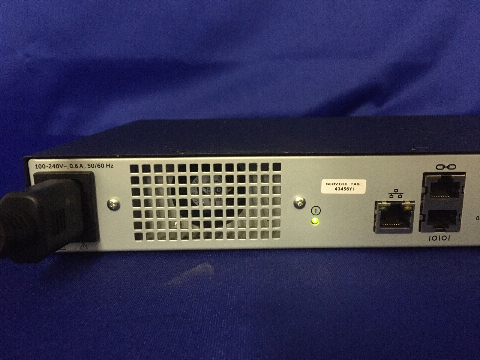 Dell KVM 1081AD 8-Port Server Console Switch - POWERS ON - For Parts/Repair