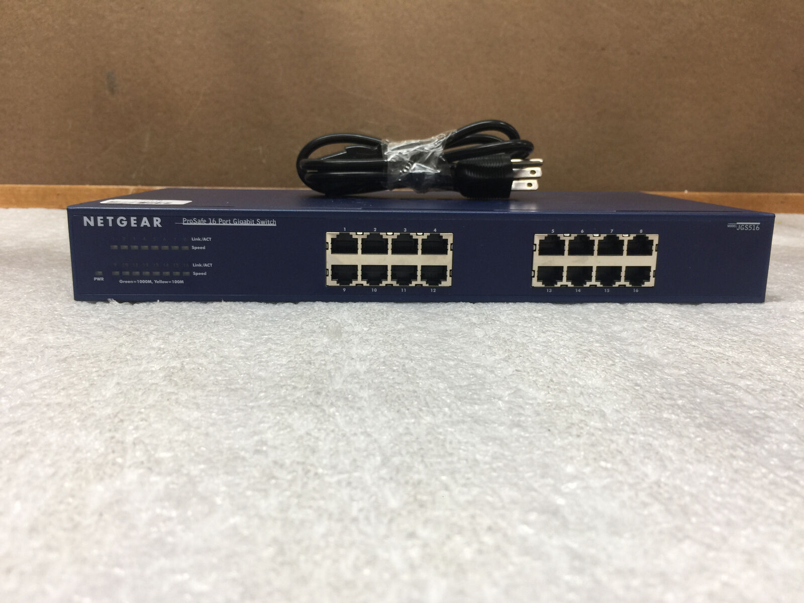 NetGear JGS516 ProSafe 16-Port Unmanaged Gigabit Ethernet Switch w/ Power Cable