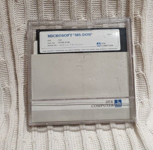 Microsoft MS-DOS Version 5.0 DTK Computer 5 1/2 Floppy Disk In Hard Plastic Case