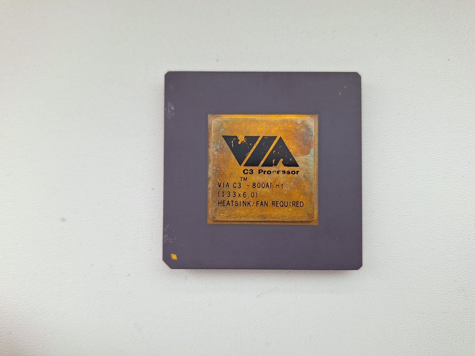Via C3 - 800AMHz 800MHz 133x 6 vintage CPU GOLD