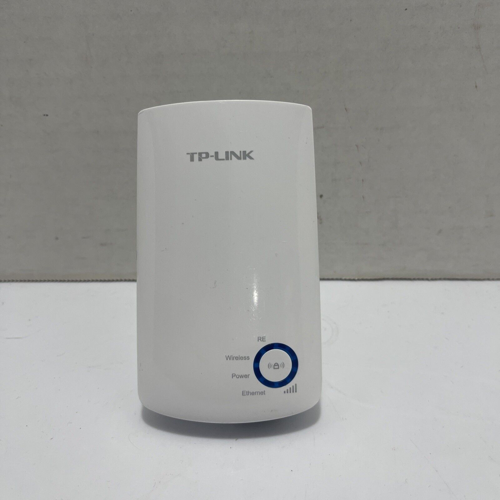 TP-LINK TL-WA850RE Wi-Fi Range Extender - Untested