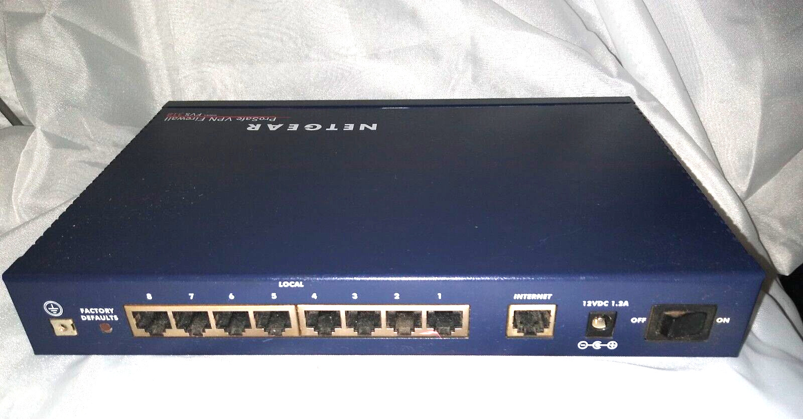 Netgear 8 Port ProSafe FVS318 Cable/DSL VPN Firewall w/ Power Cord