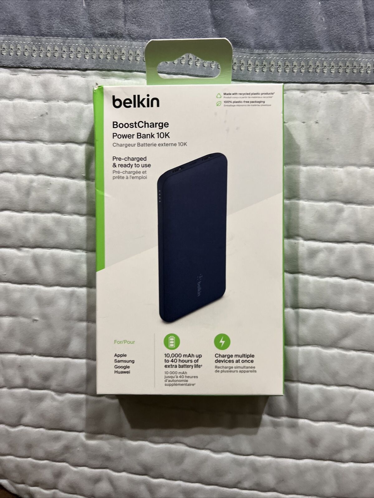 Belkin BoostCharge 3-Port Power Bank 10K - Blue