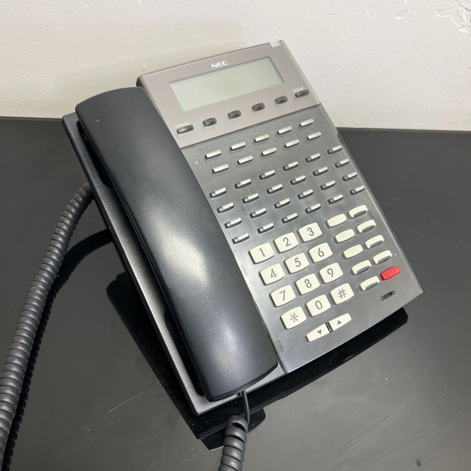 NEC DSX 34B BL Display Tel (BK) - Office 34-Button Telephone Black DX7NA-34BTXBH