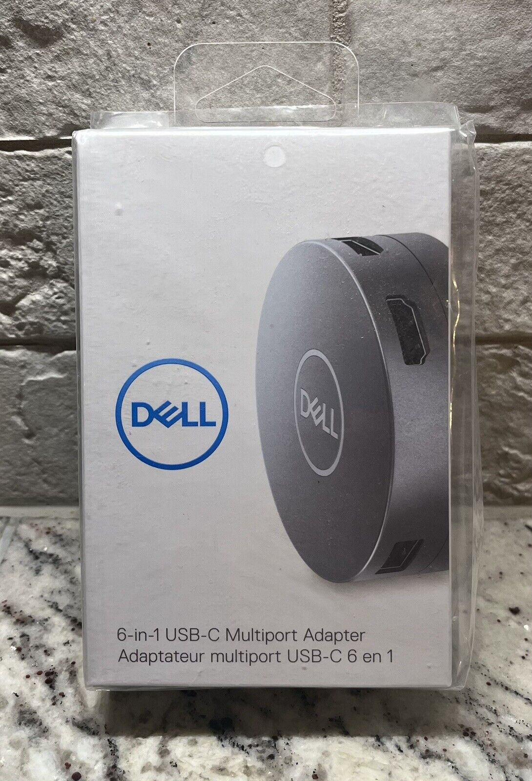 Dell (DA305) - 6-in-1 USB-C Multiport Adapter