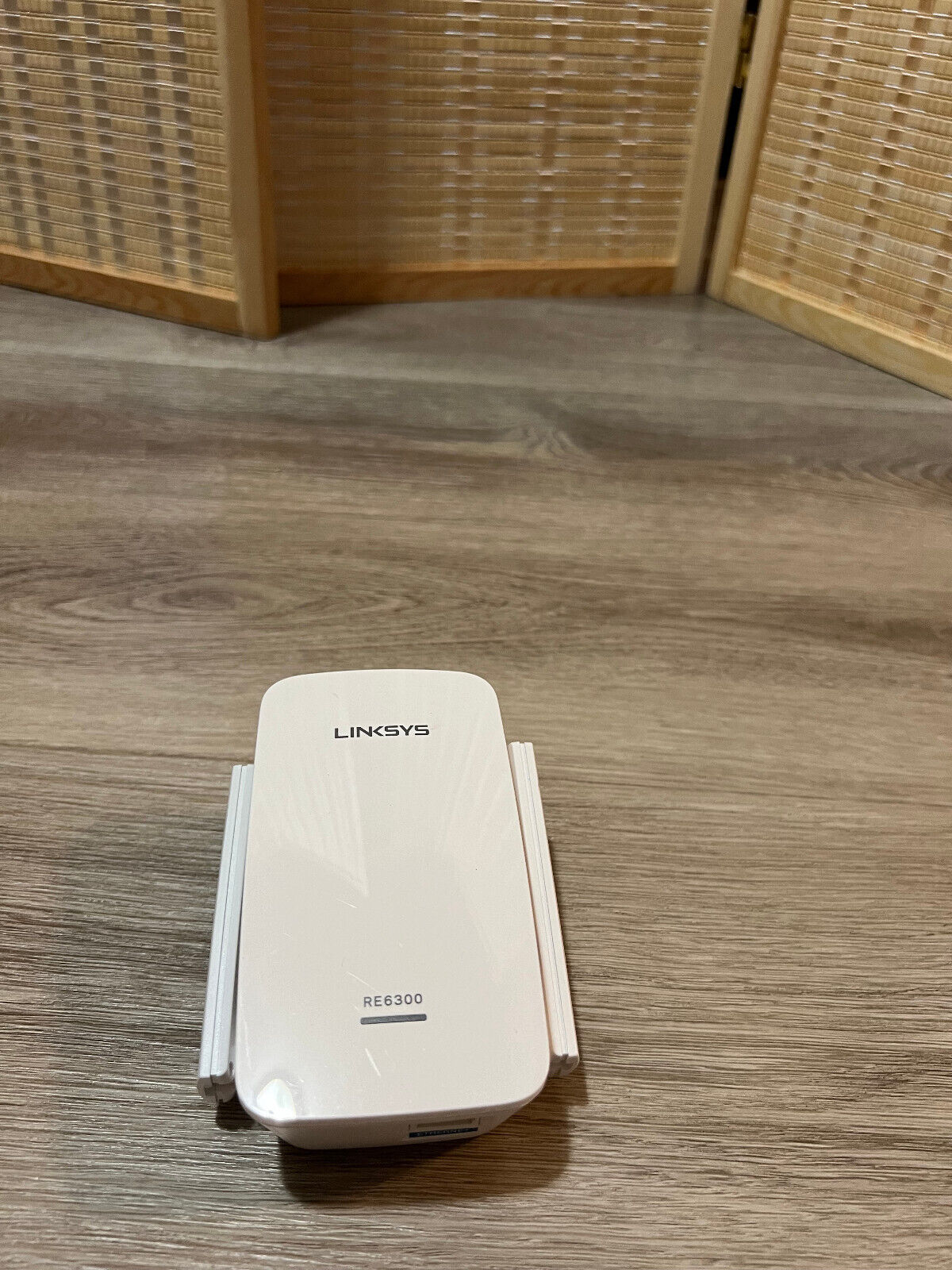 Linksys RE6300 WiFi Range Extender Fully Tested Works Great (J9)