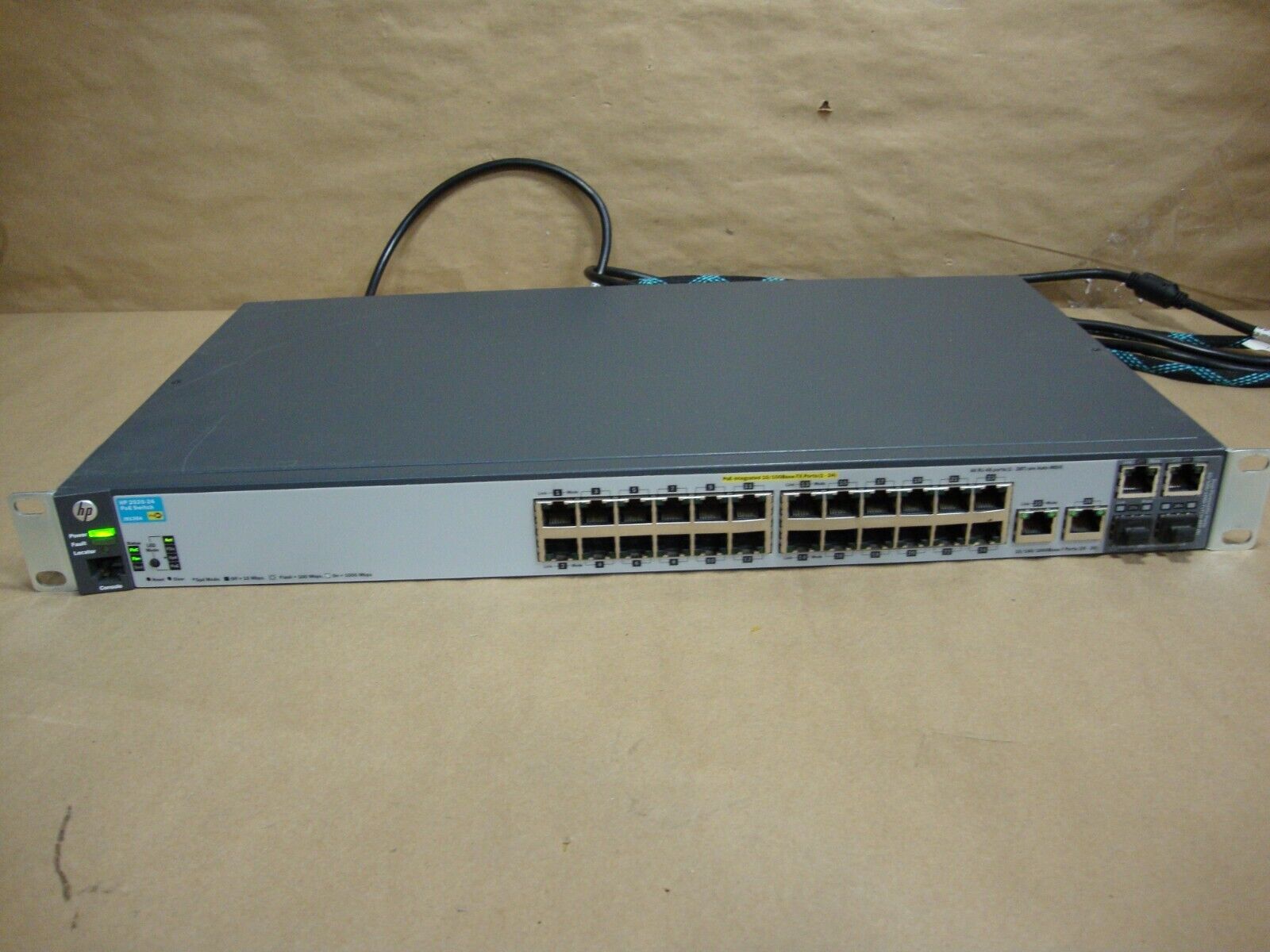 HP ProCurve J9138A - 2520-24-PoE - 24 Port PoE Switch