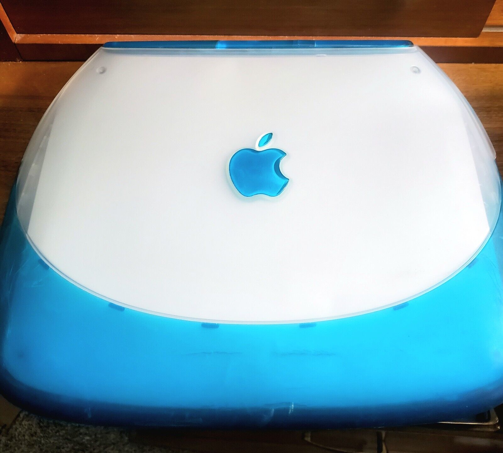Apple iBook M2453 12.1\