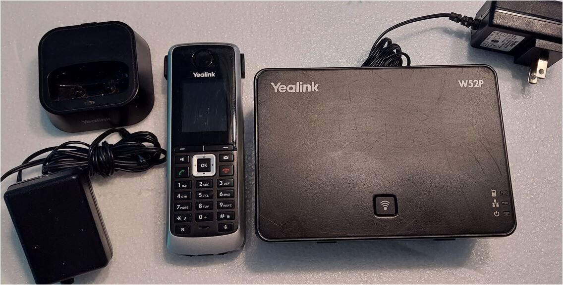 Yealink W52P Phone + Base VoIP SIP Cordless Business HD IP DECT