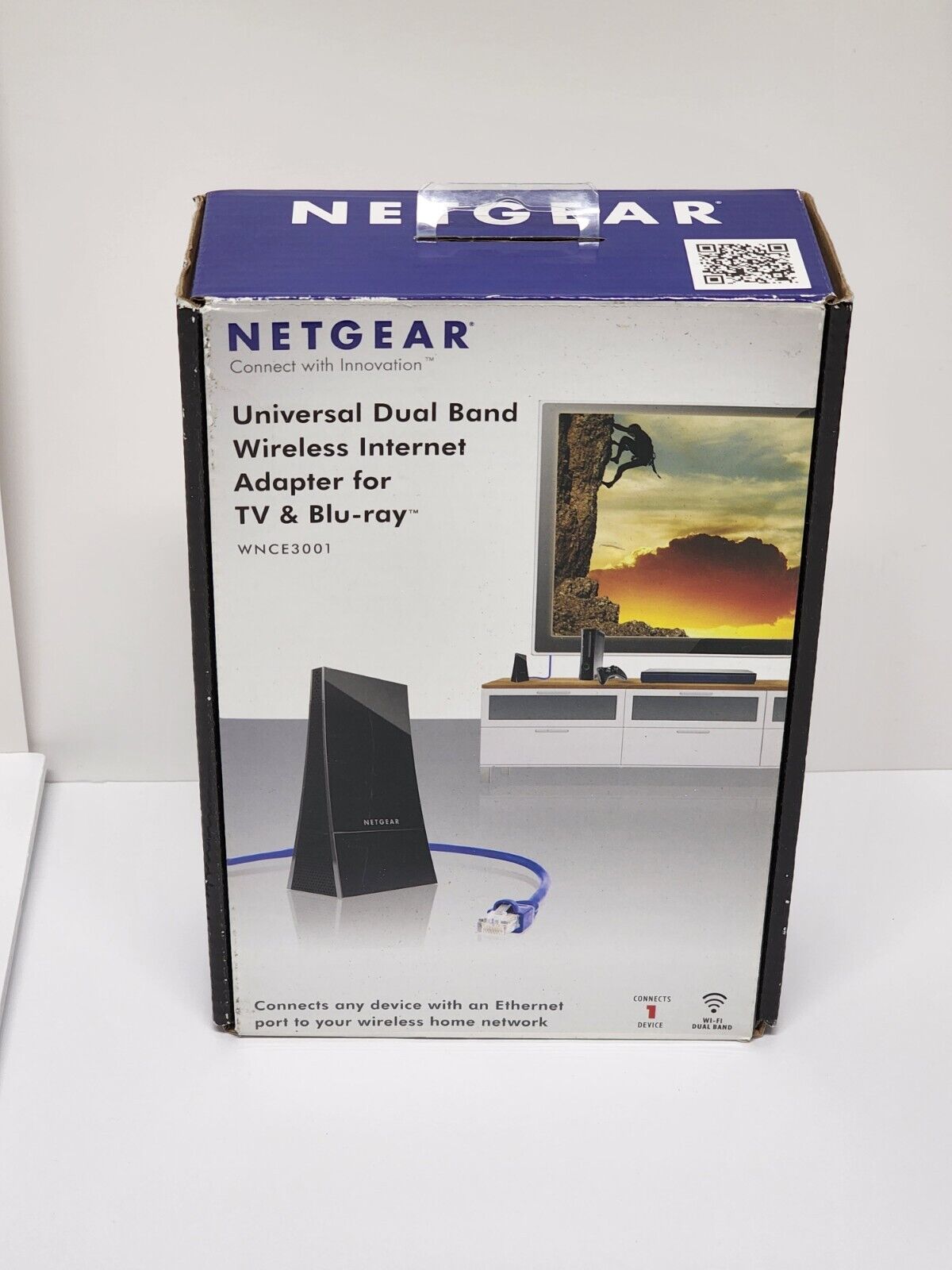 NETGEAR Universal Dual Band WiFi Internet Ethernet Adaptor WNCE3001 w/power Cord