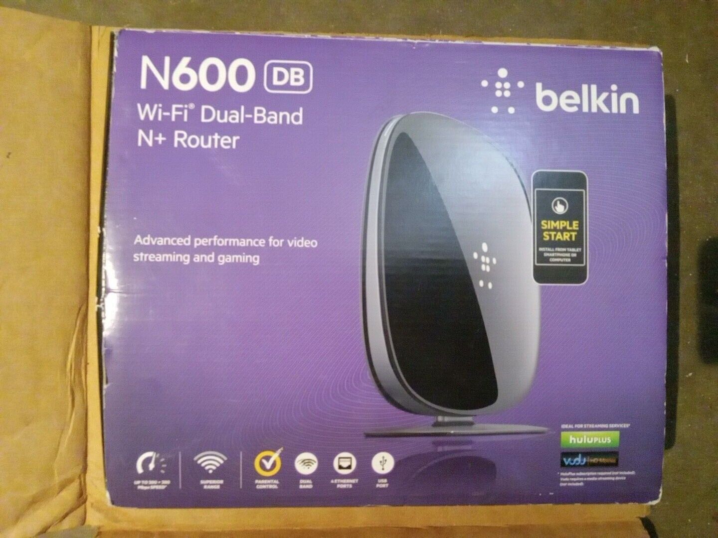 Belkin N600 300 Mbps 4-Port 10/100 Wireless N Router (F9K1102)