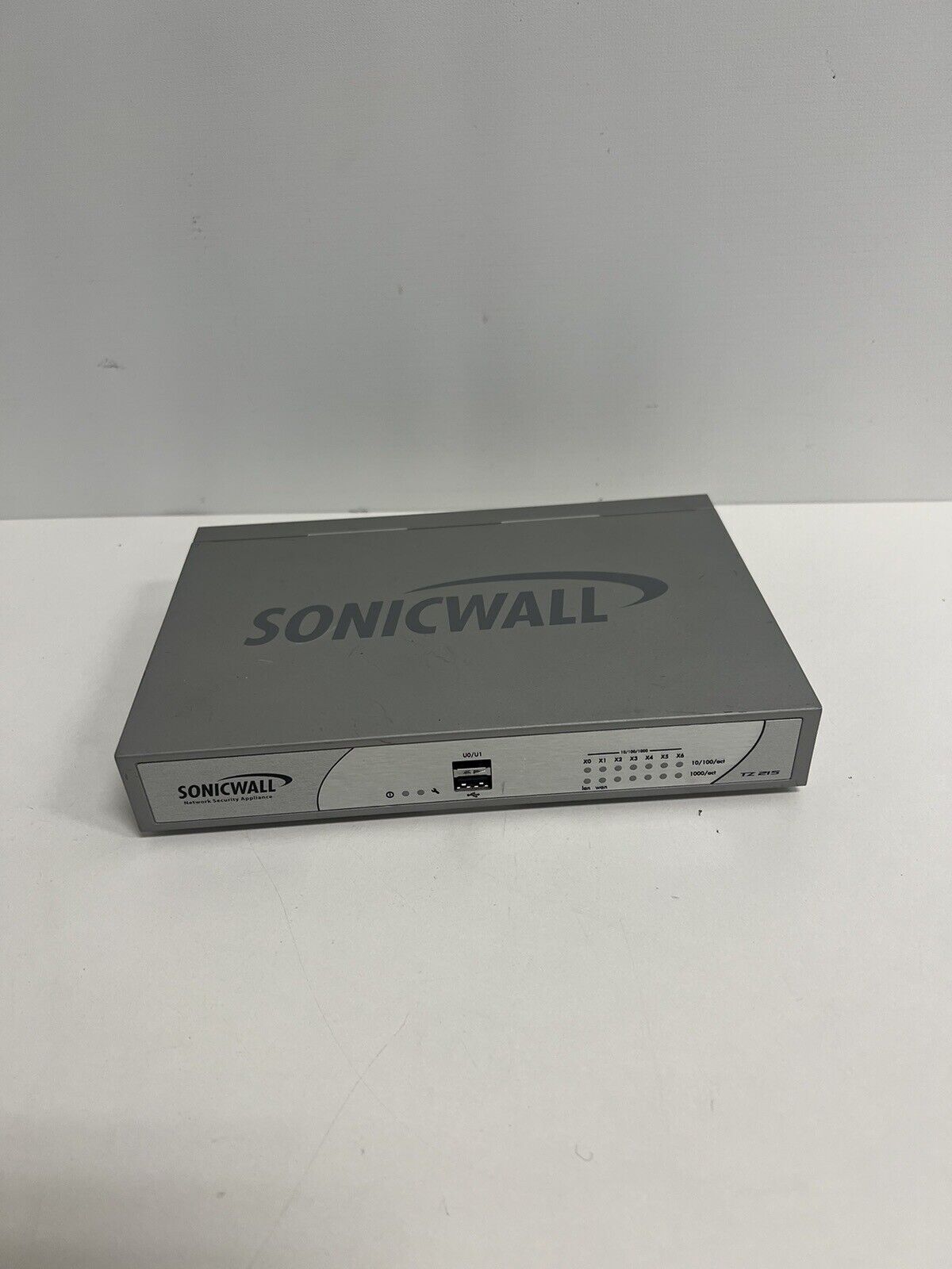 Sonicwall TZ215 7-Port Network Firewall APL24-08E