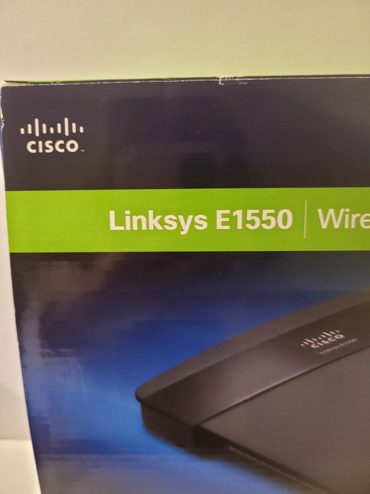 Cisco Linksys E1500 300 Mbps 4-Port 10/100 Wireless N Router Works 