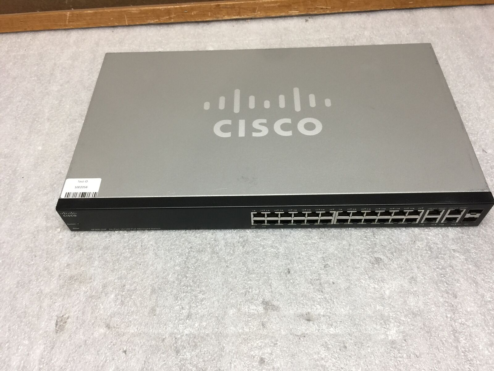 Cisco SF300-24P SRW224G4P-K9 V02 24-Port 10/100 PoE Managed Switch, Tested