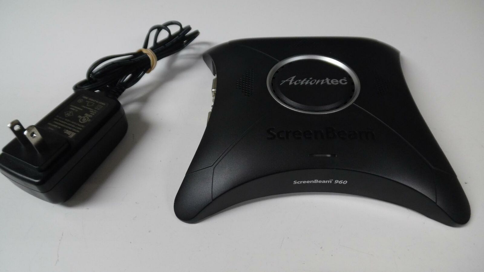 Genuine Actiontec ScreenBeam 960 Wireless Display Reciever - SBWD960A - Tested
