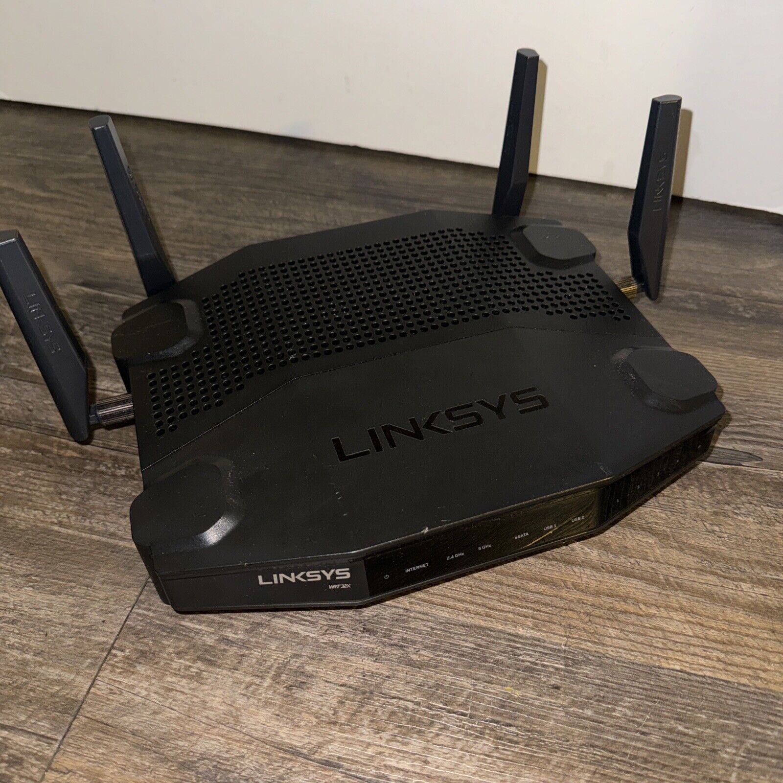 Linksys WRT32X Dual-Band Gaming Router Only No Power Cord