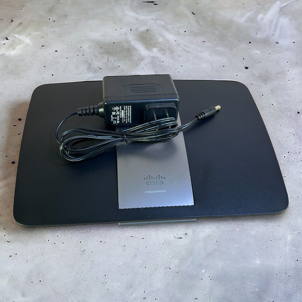 Cisco Linksys Wireless Router EA6500 USB Dual Band Gigabit 4 Port AC1750