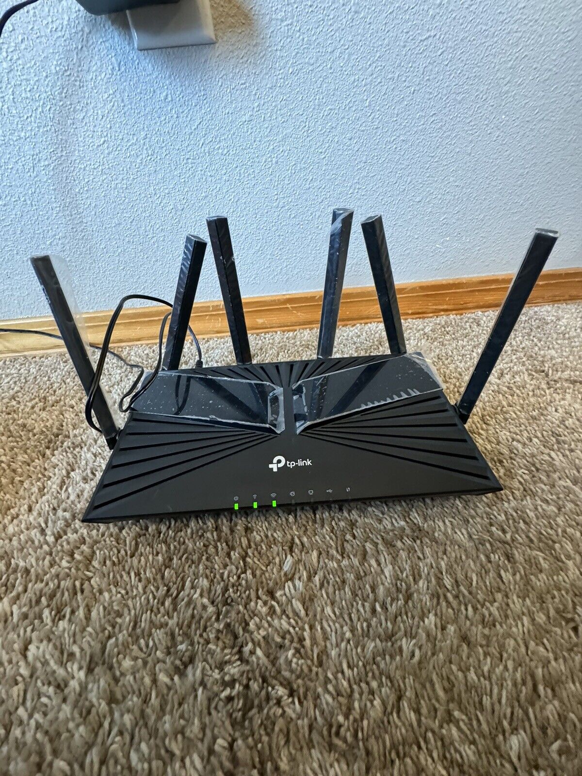 TP-Link Archer AX4400 Mesh Dual Band 6-Stream Router WiFi Black - WORKS, NICE