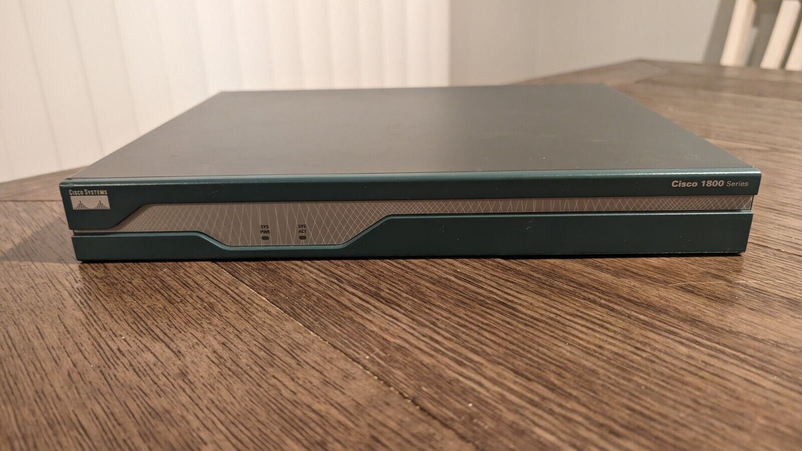 Cisco 1841 2-Port 10/100 Wired Router 