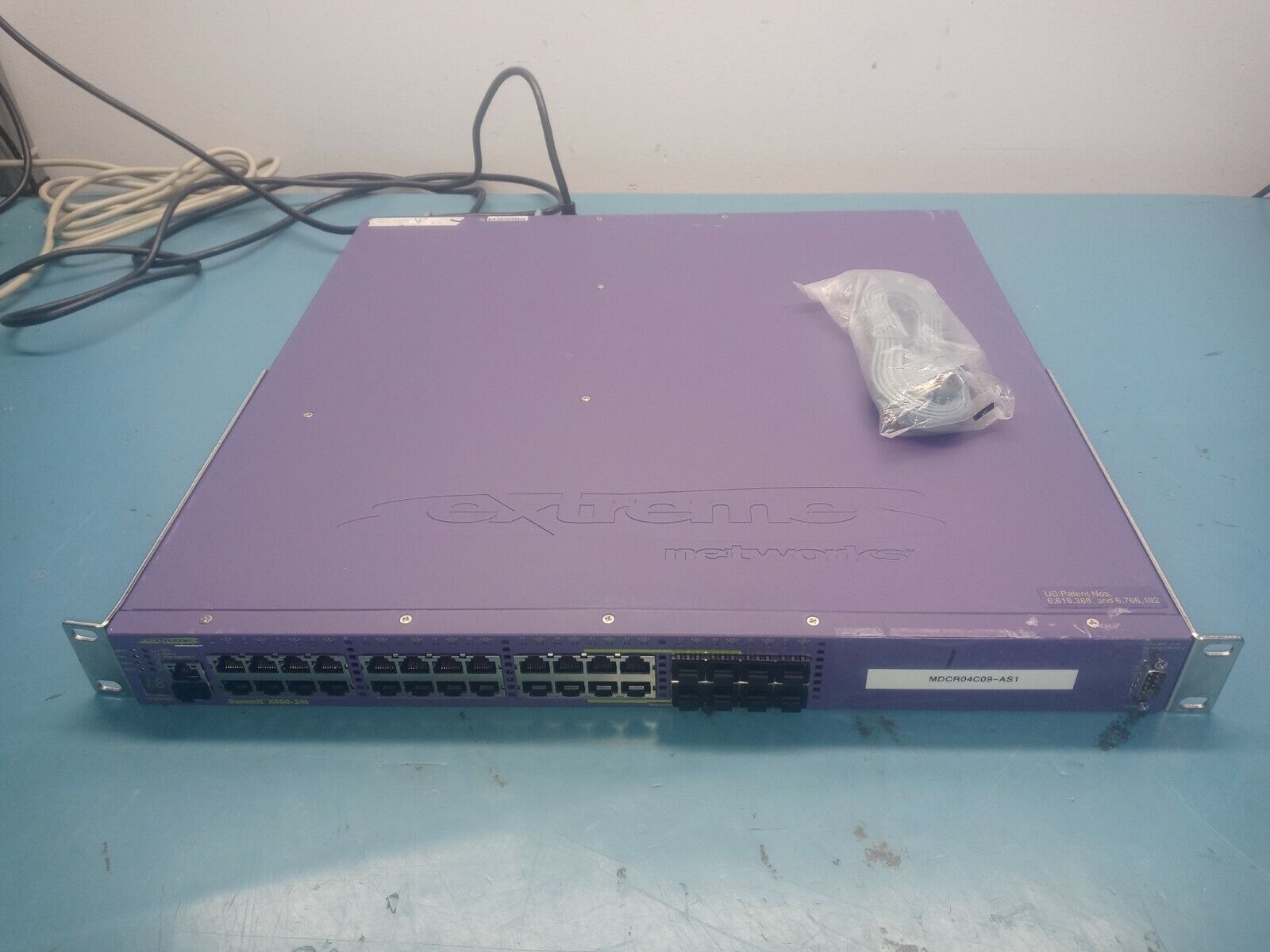Extreme Networks 16401 Summit X460-24t 24 Port Gigabit with xgm3-2sf  2-port sfp