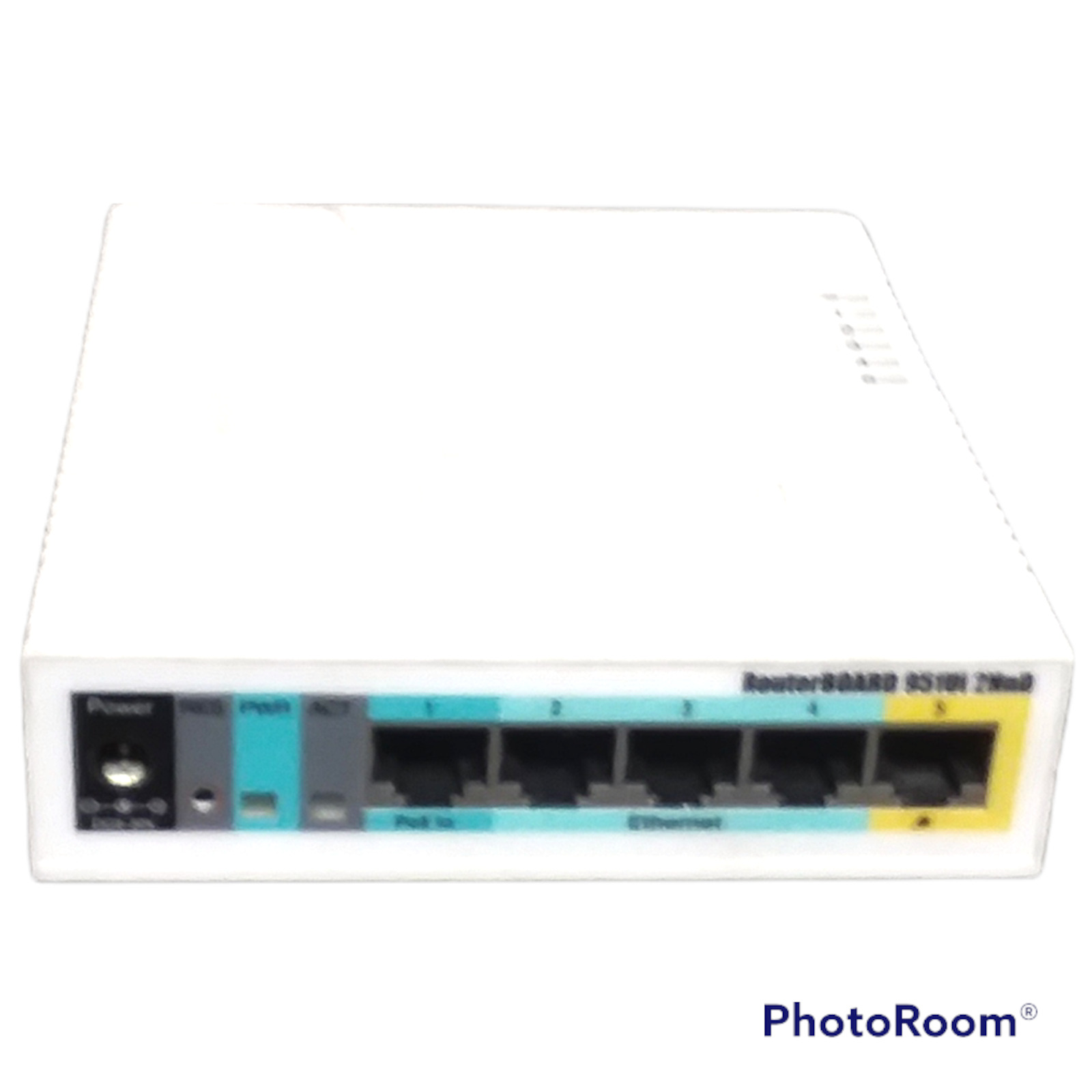 Mikrotik RouterBoard RB951Ui-2HnD 2.4GHz AP 5 Ethernet ports (No Power Cord) US