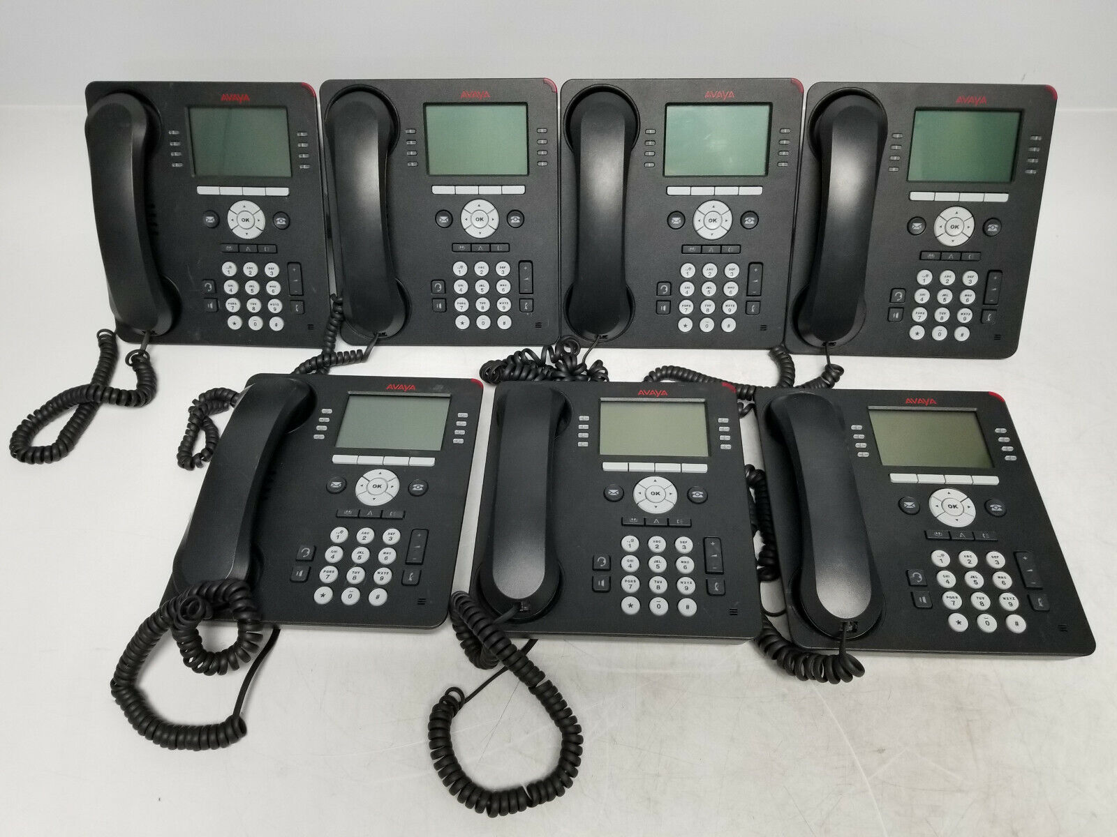 Lot Of 7 Avaya 9608 IP Desk Phones (With 4 Stands)