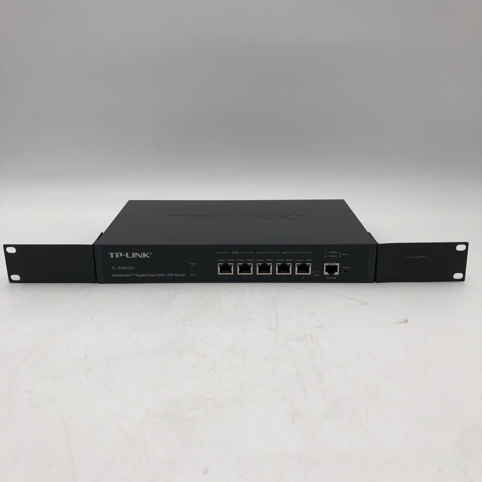 TP-Link TL-ER6020 SafeStream Gigabit Dual-WAN VPN Router READ