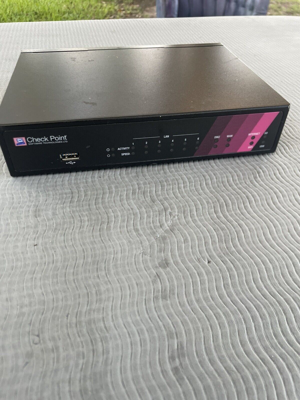 Check Point L-71W Wi-Fi Firewall With Power Cord Tested
