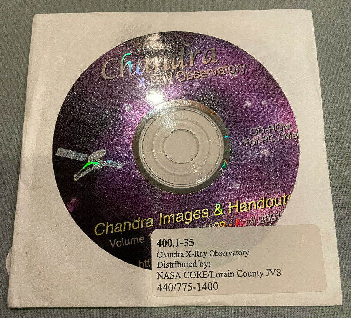 NASA's Chandra X-Ray Observatory Images/Handouts Volume 1 PC/Mac Computer CD