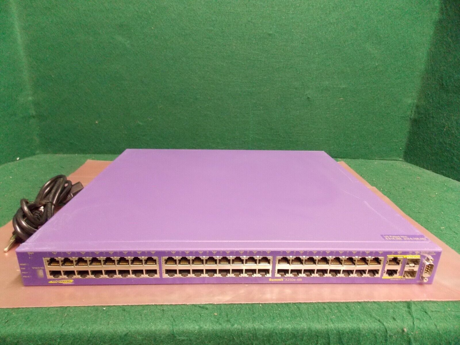 Extreme Networks Summit X250e-48t 15103 48-Port Managed Ethernet Switch