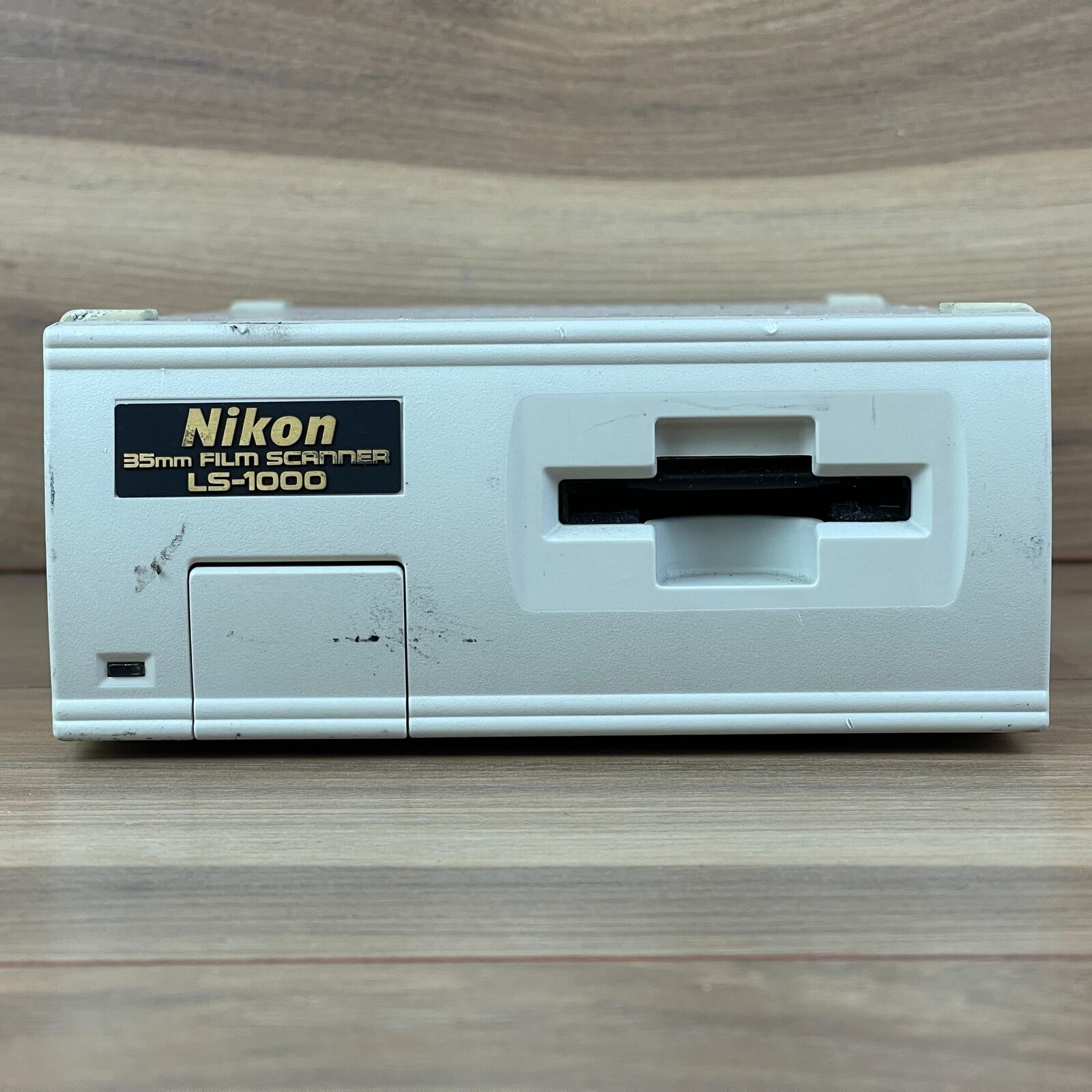 Vintage Nikon LS-1000 White Super Coolscan 100-240V SCSI 35mm Film Scanner