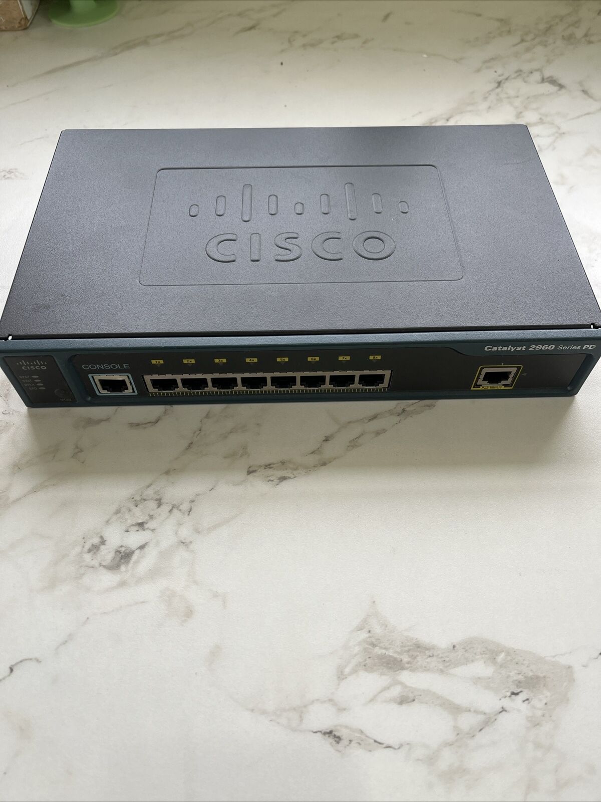 Cisco 2960 Series PD WS-C2960PD-8TT-L Catalyst 8 Port Ethernet Switch
