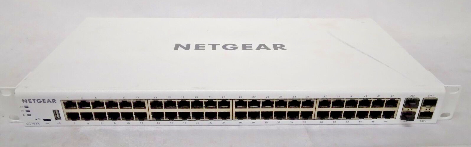 Used NetGear GC752X 52-Port Gigabit Ethernet Smart Cloud Switch w 10G SFP+