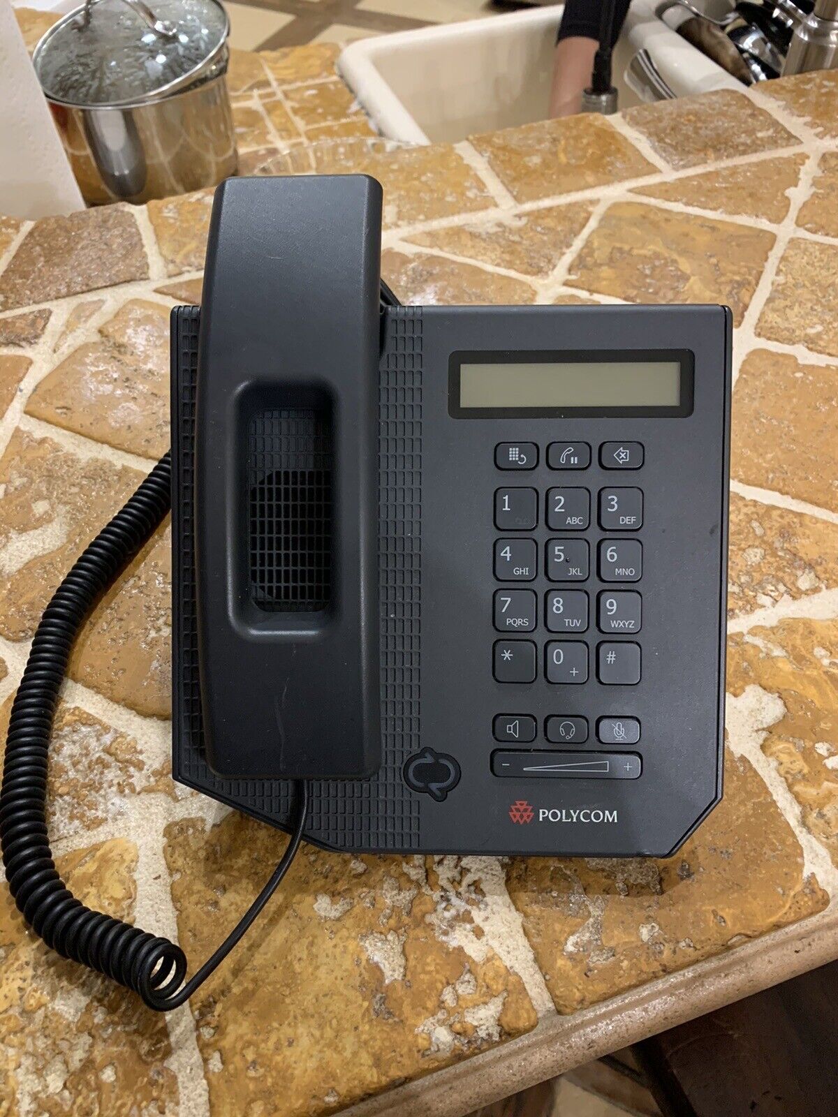 Polycom CX300 VoIP IP Phone Business 2200-32500-025 Used